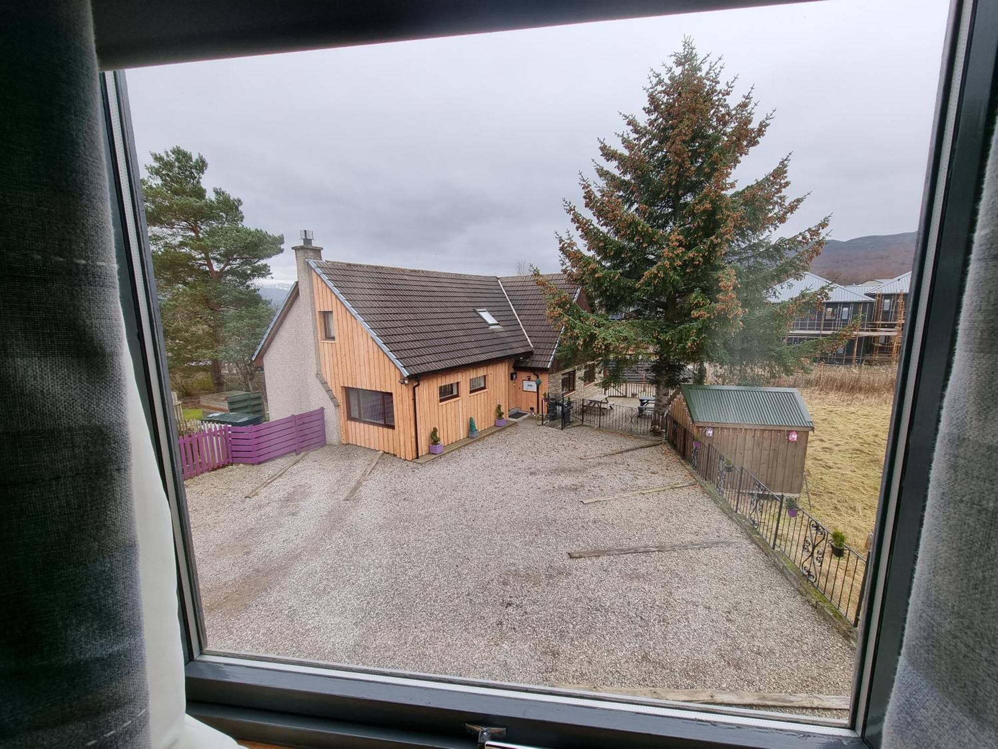 Carn Mhor Bed And Breakfast Aviemore Szoba fotó